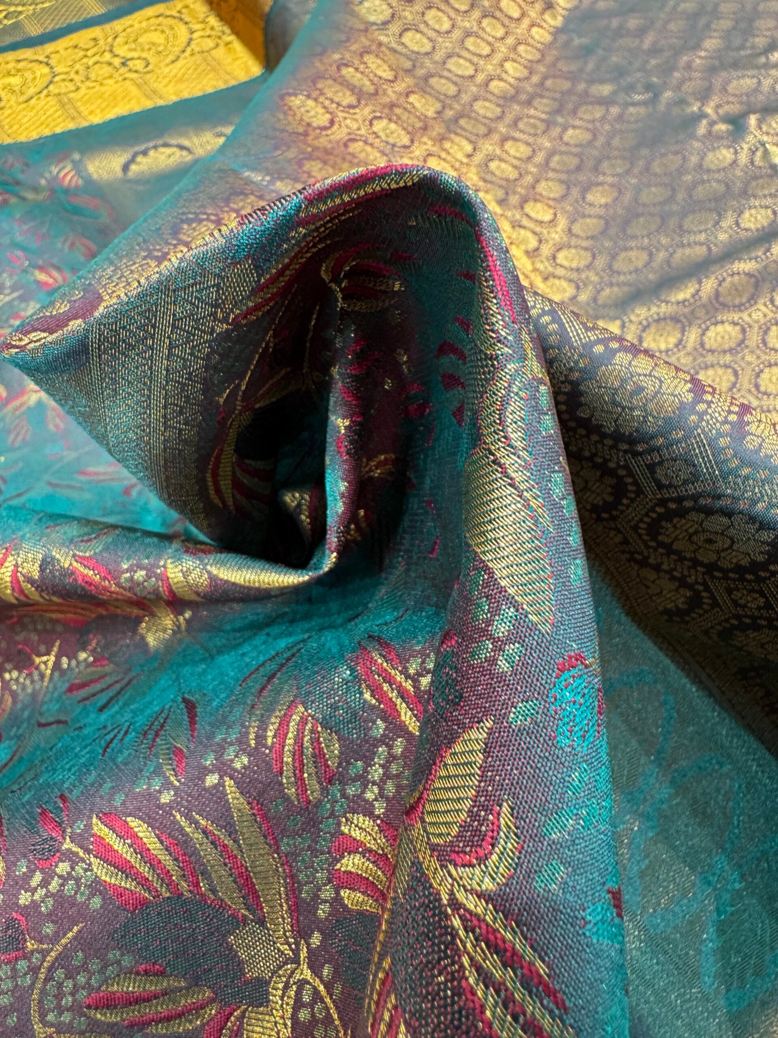 Kanjivaram silk - Image 2