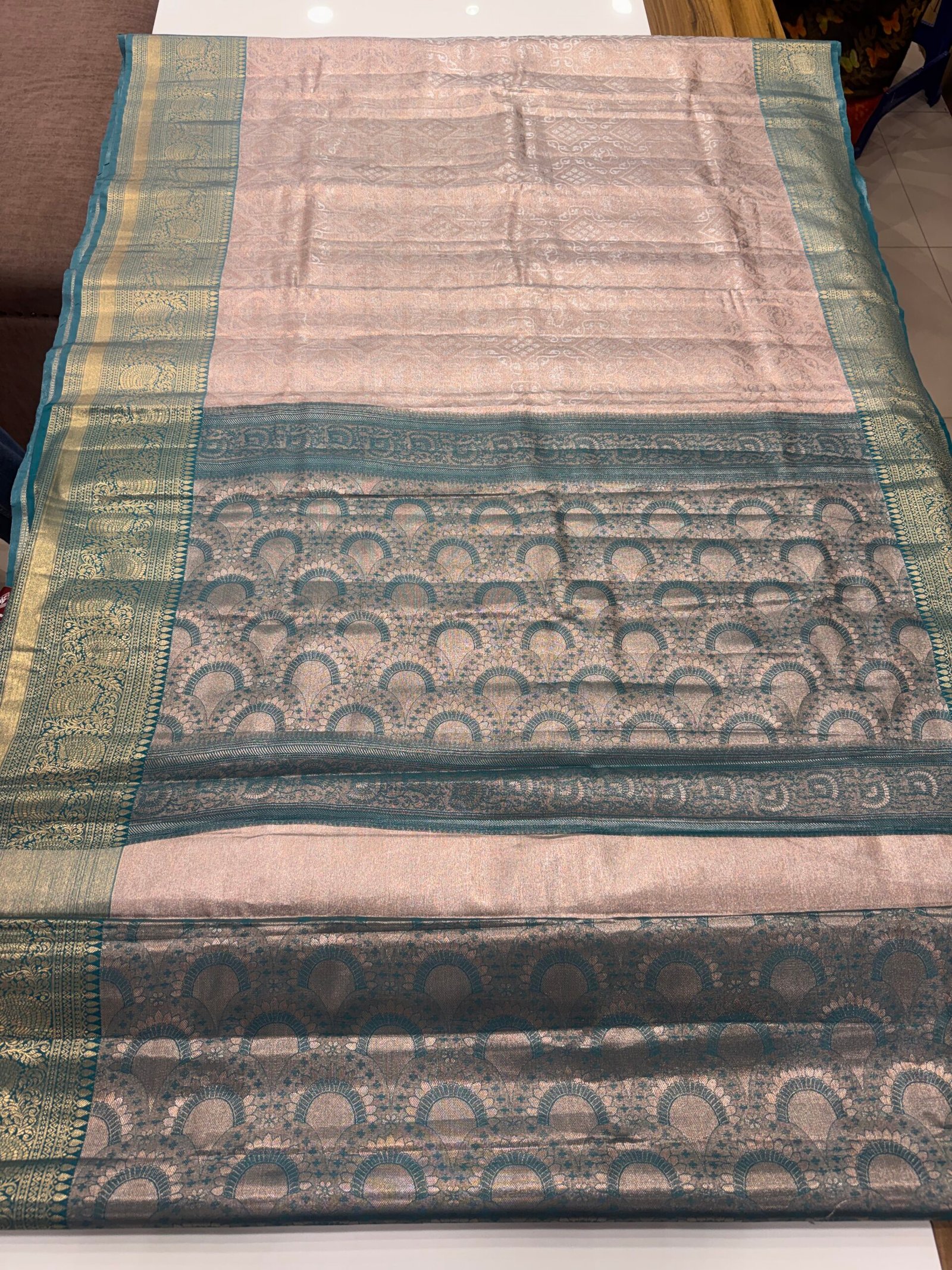 Kanjivaram silk - Image 3