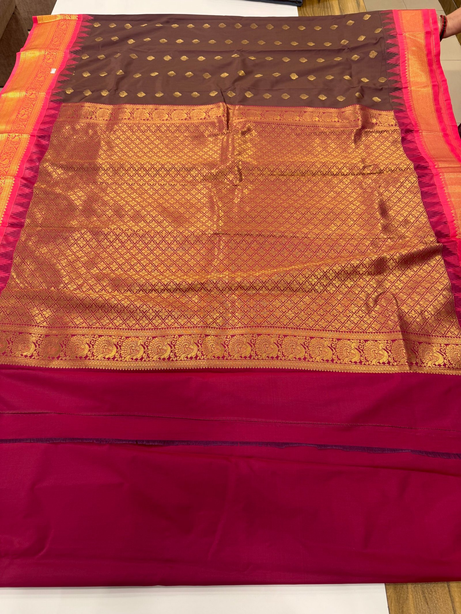 Gadhwal silk - Image 2