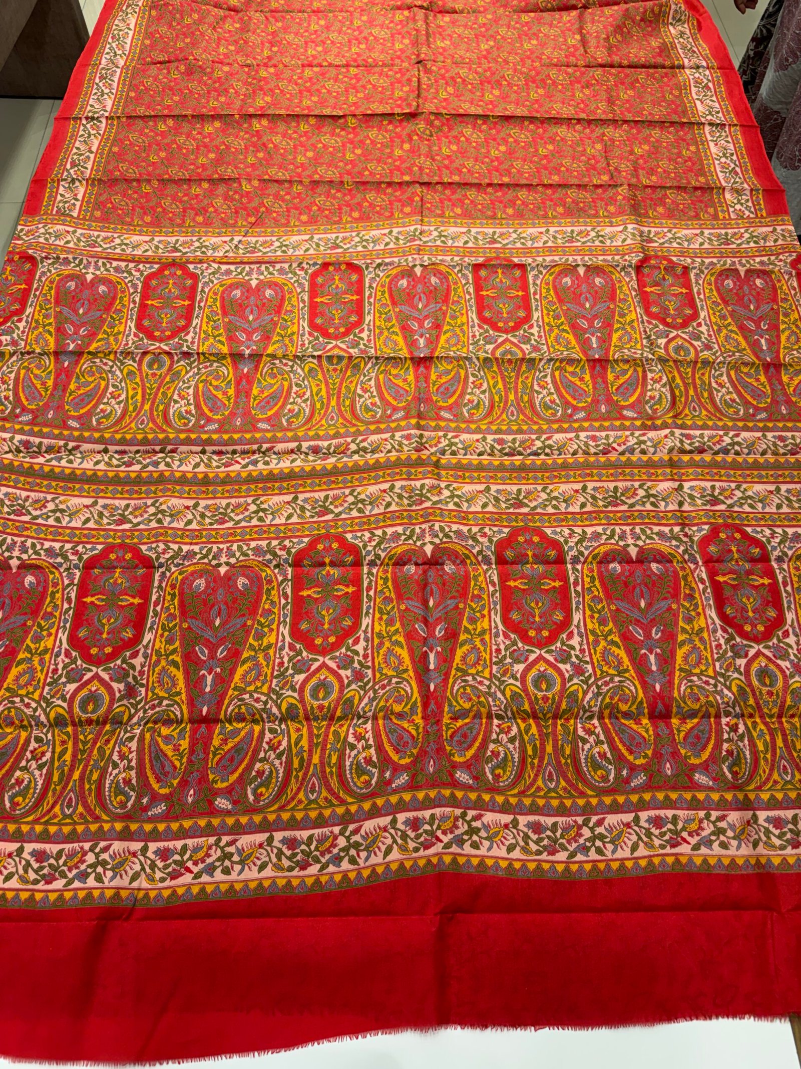 mursidabad pure slik without blouse - Image 3