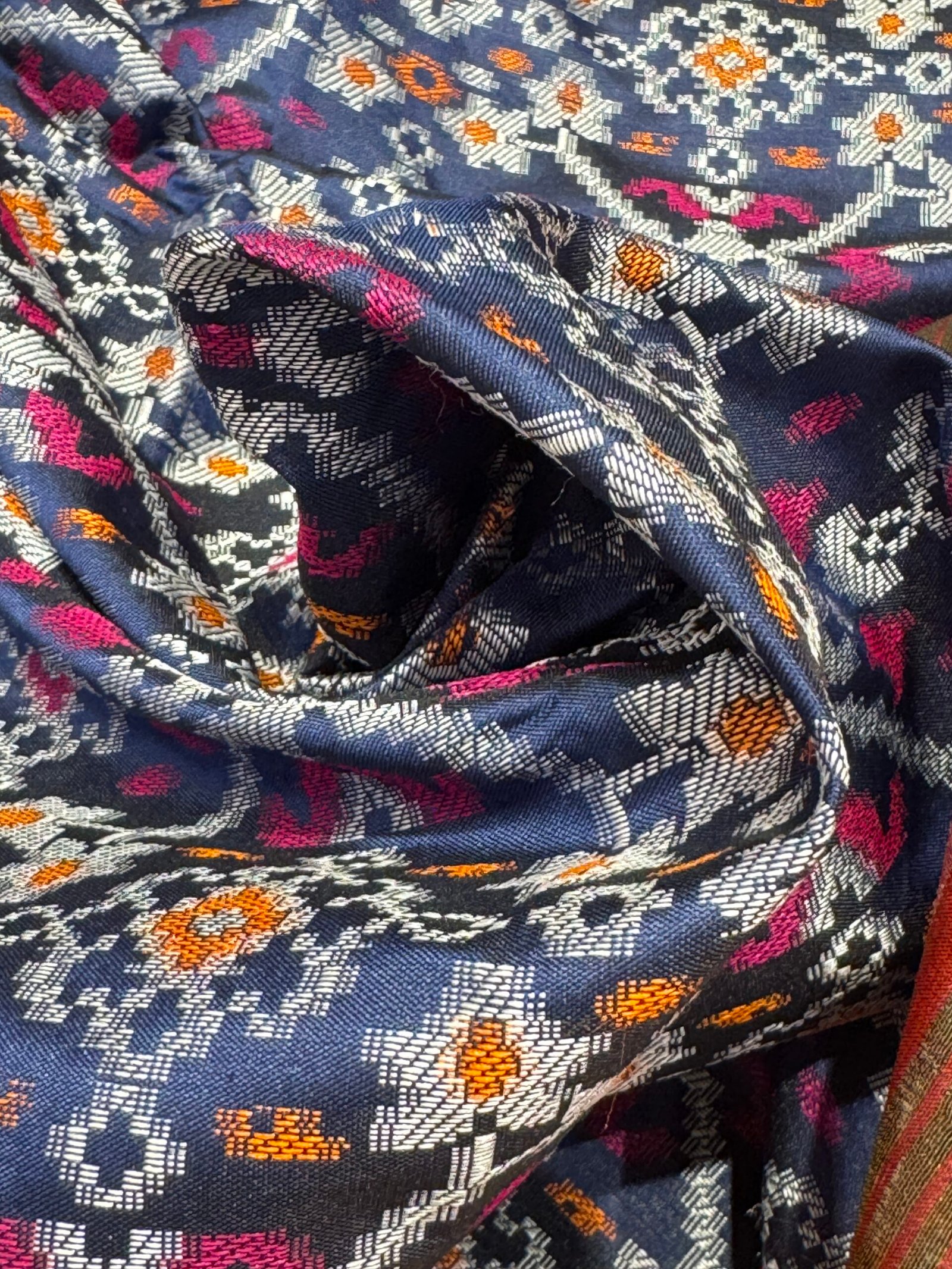 patola silk - Image 3